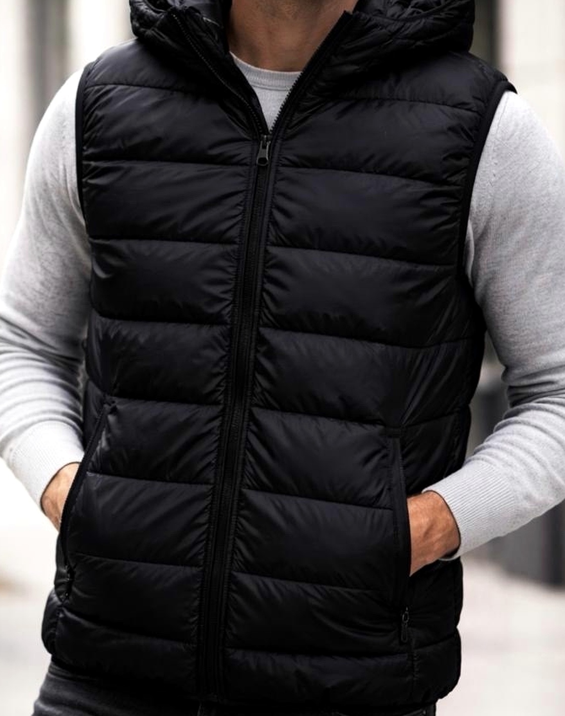 Жилет крупным планом